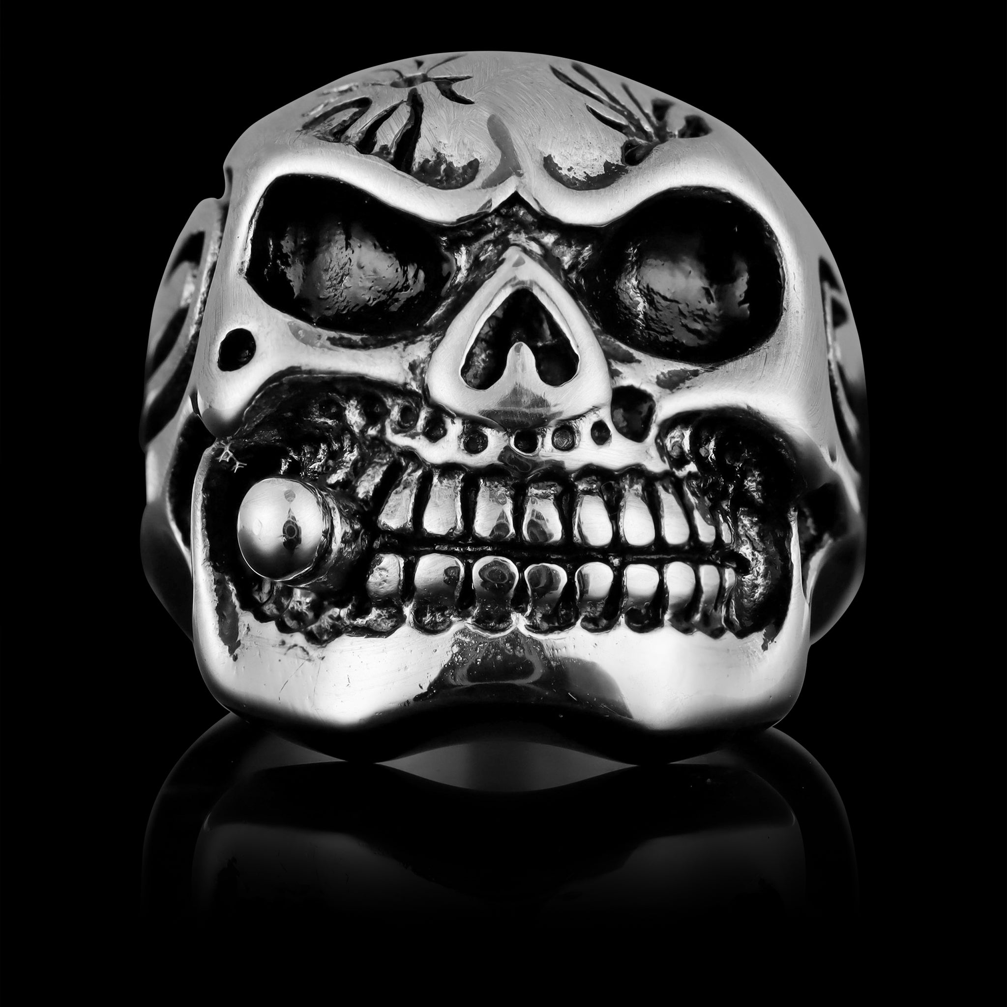 Stainless Steel Polished Skull With Cigar Unisex Ring – Biker